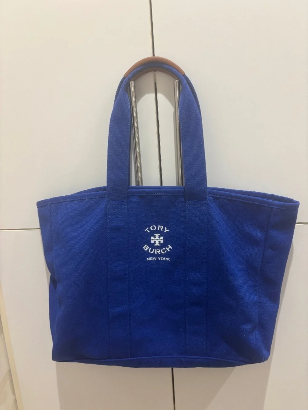 Tory Burch Canvas Tote  Large Size Blue Dahlia